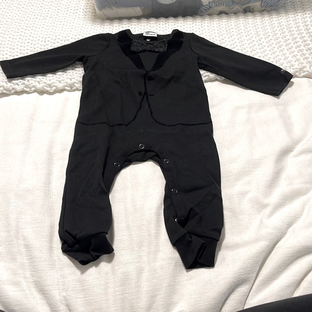 Tiny Universe kids onesie suit